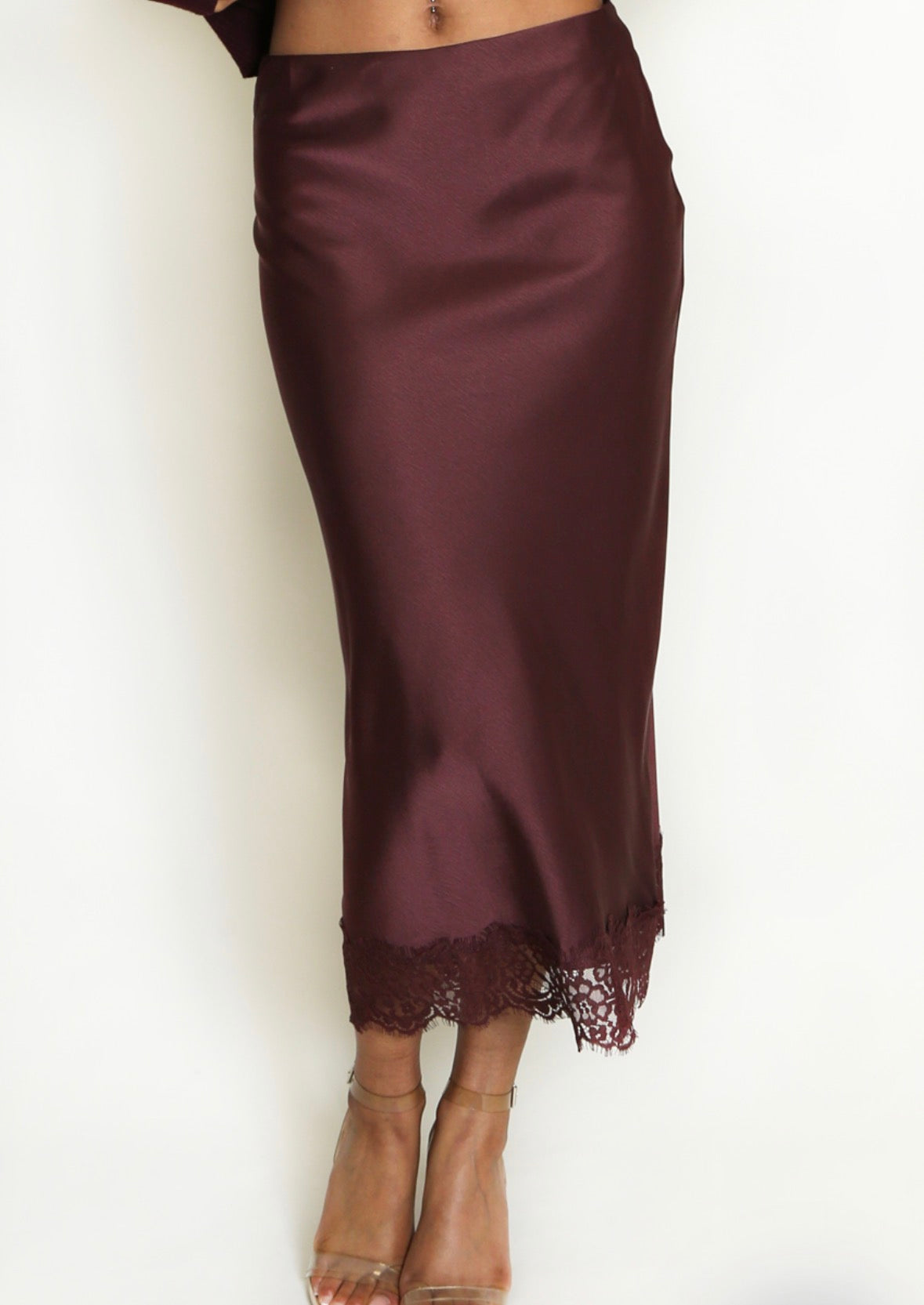 MAVEN SATIN SKIRT