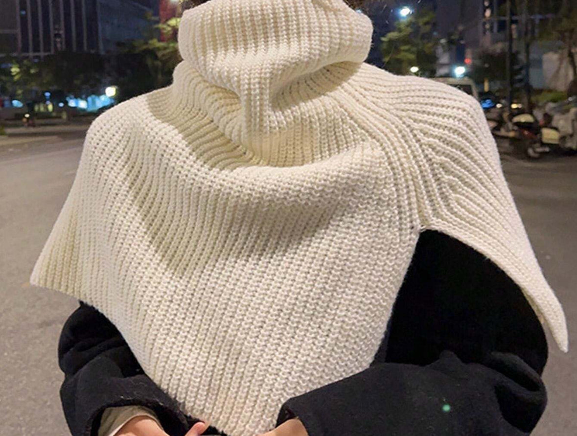 HIGH NECK SHOULDER SCARF