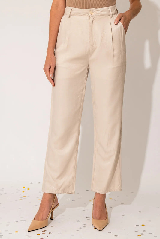 ASTRID PLEATED PANTS