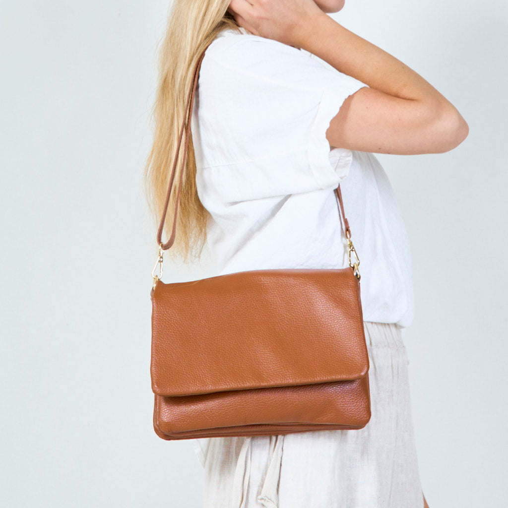 BIANCA LEATHER CROSSBODY